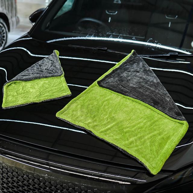 Twisted Loop Drying Towel